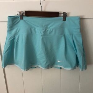 Nike Women’s Dri-fit Tennis Skirt - size L